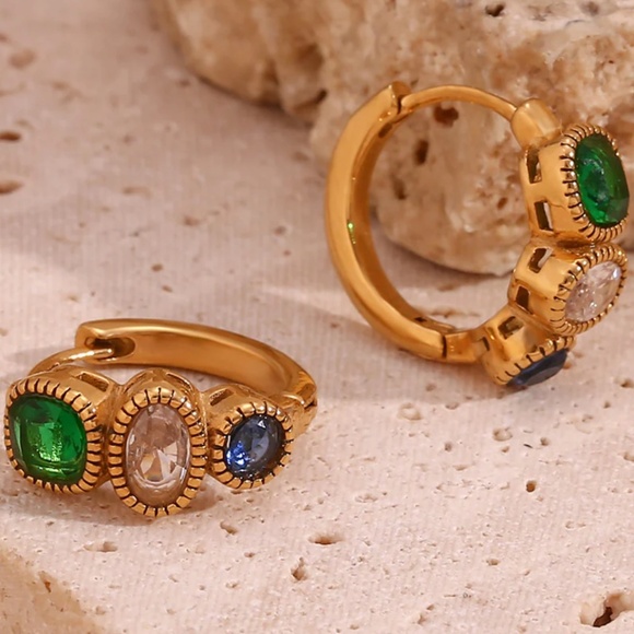 18K Gold Plated Earrings - Picture 1 of 2